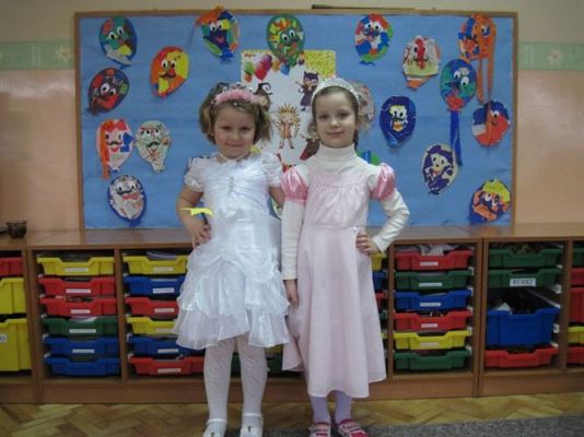 Grafika #3: Nasze karnawałowe przebrania - Starszaki