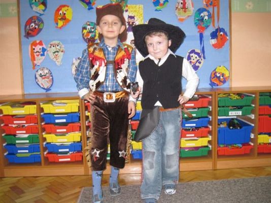 Grafika #9: Nasze karnawałowe przebrania - Starszaki