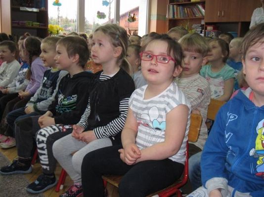 Grafika #0: 09.04.2014 - Przedstawienie teatralne pt." Przygody Pysia i Margolci, czyli Dwa Skrzaty i Dwa Światy"