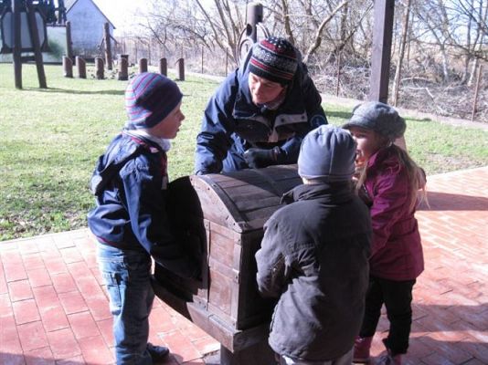 Grafika #22: 04.04.2014 - Warsztaty edukacyjne w Muzeum Przyrodniczym w Rąbce