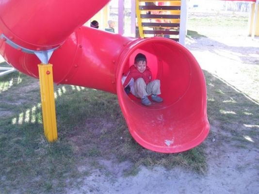 Grafika #16: 01.04.2014 - Maluszki na placu zabaw w Białogardzie