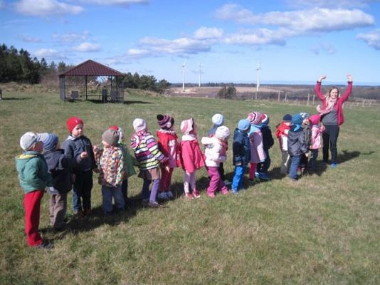 Grafika #27: 01.04.2014 - Maluszki na placu zabaw w Białogardzie