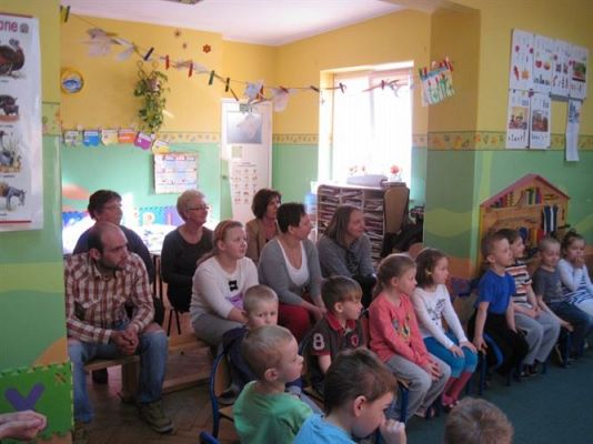 Grafika #1: 01.04.2014 - Zajęcia otwarte dla rodziców w grupie Średniaków