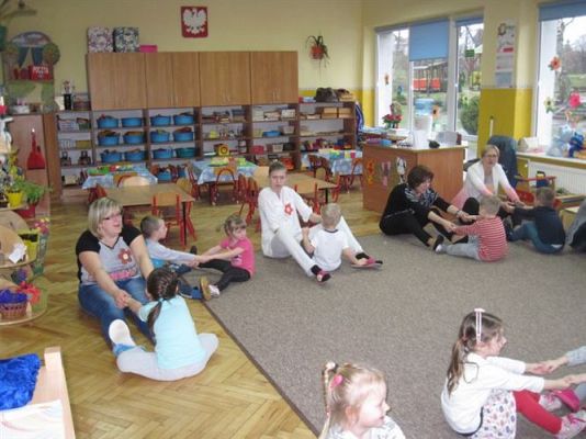 Grafika #13: 25.03.2014 - Zajęcia otwarte dla rodziców w gr.I - "Gimnastyka dla Smyka"