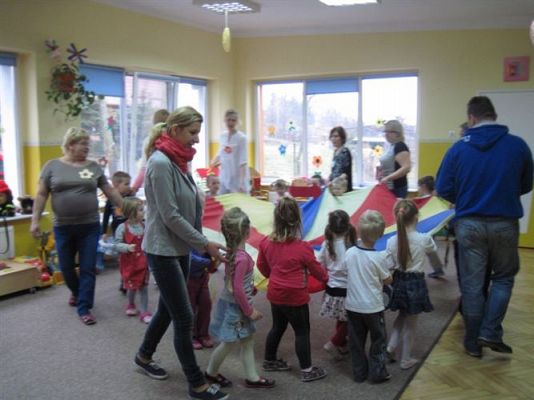 Grafika #26: 25.03.2014 - Zajęcia otwarte dla rodziców w gr.I - "Gimnastyka dla Smyka"