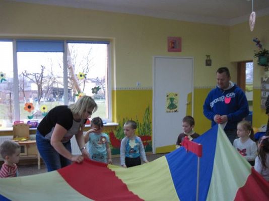 Grafika #30: 25.03.2014 - Zajęcia otwarte dla rodziców w gr.I - "Gimnastyka dla Smyka"