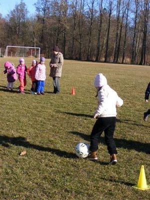 Grafika #33: 12.03.2014 - Mini trening wiosenny prowadzony przez trenera piłki nożnej