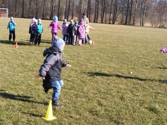 Grafika #38: 12.03.2014 - Mini trening wiosenny prowadzony przez trenera piłki nożnej