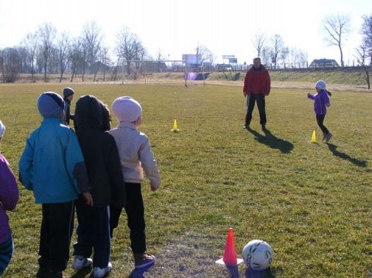 Grafika #46: 12.03.2014 - Mini trening wiosenny prowadzony przez trenera piłki nożnej