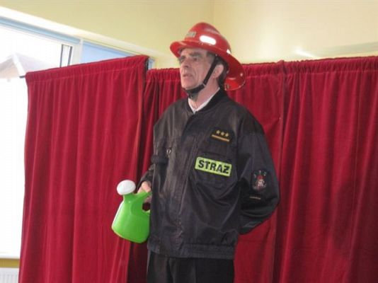 Grafika #5: 29.04.2014 - Przedstawienie teatralne pt. "O niesfornym koziołku"