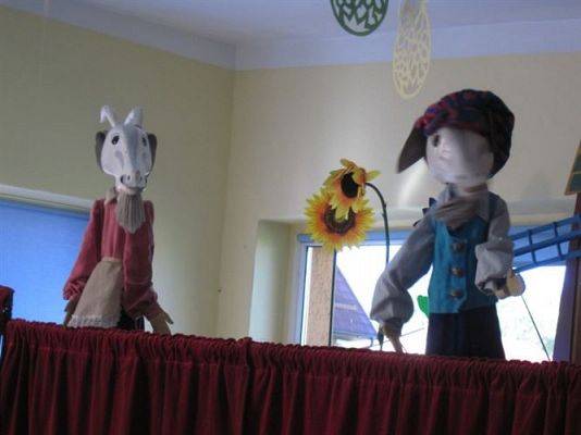 Grafika #11: 29.04.2014 - Przedstawienie teatralne pt. "O niesfornym koziołku"