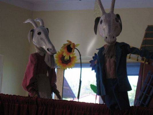 Grafika #13: 29.04.2014 - Przedstawienie teatralne pt. "O niesfornym koziołku"