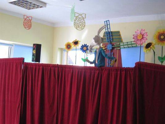 Grafika #18: 29.04.2014 - Przedstawienie teatralne pt. "O niesfornym koziołku"