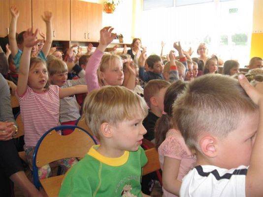 Grafika #24: 29.04.2014 - Przedstawienie teatralne pt. "O niesfornym koziołku"