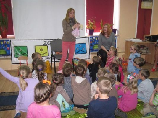 Grafika #23: 04.06.2014 - Wizyta w Bibliotece Gminnej w Wicku