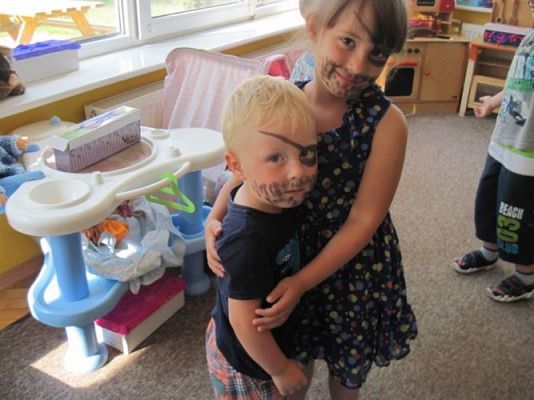 Grafika #3: 28.07.2014 - Mali poszukiwacze przygód