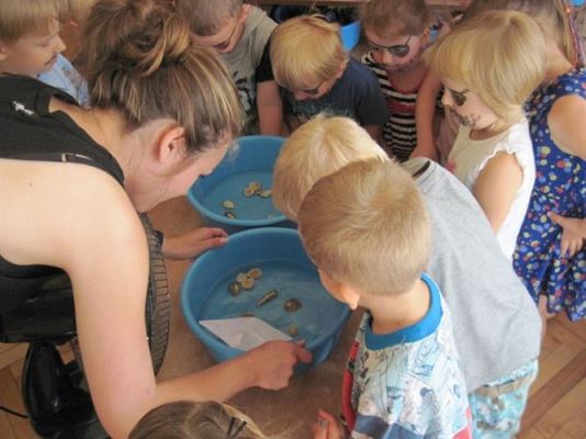 Grafika #11: 28.07.2014 - Mali poszukiwacze przygód