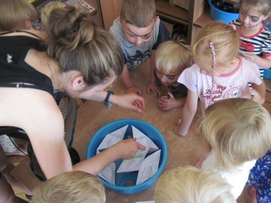 Grafika #12: 28.07.2014 - Mali poszukiwacze przygód