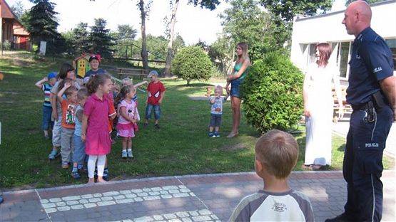 Grafika #5: 17.07.2014 - Spotkanie z policjantem