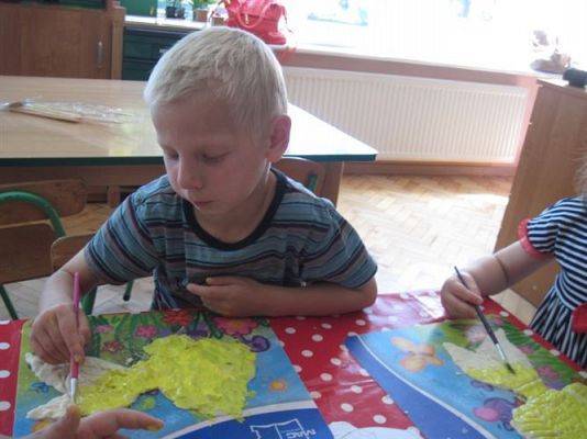 Grafika #36: Wakacyjne zabawy w naszym przedszkolu