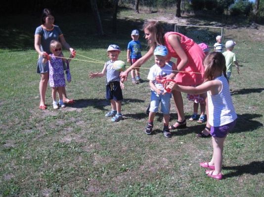 Grafika #71: Wakacyjne zabawy w naszym przedszkolu