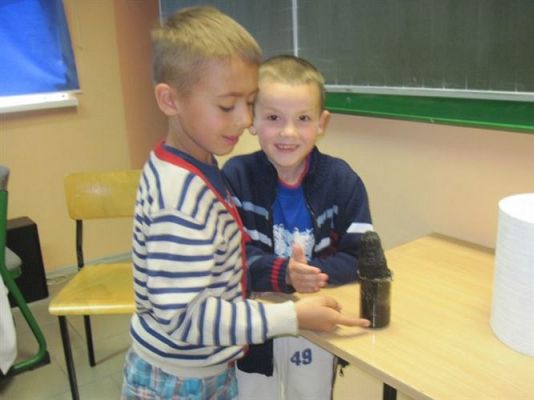 Grafika #15: 16.06.2014 - Zajęcia w Pracowni Chemicznej w Gimnazjum w Łebie