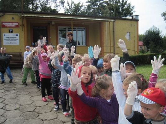 Grafika #0: 14.09.2012 - Bierzemy udział w akcji "Sprzątanie Świata"