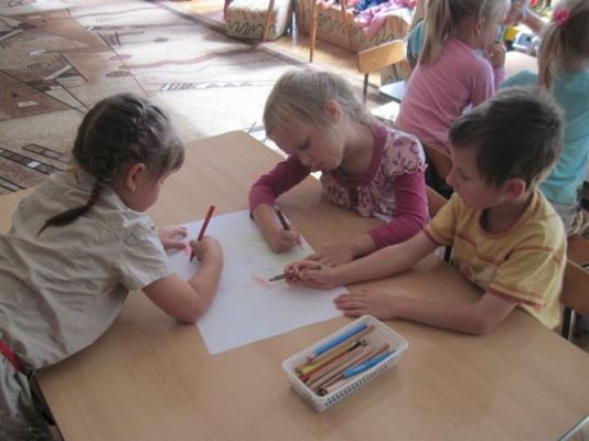 Grafika #0: 13.09.2012 - Pierwsze dni w przedszkolu