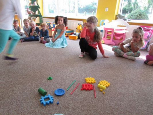 Grafika #4: 26.08.2015 - Ćwiczymy koncentrację, uwagę i spostrzegawczość