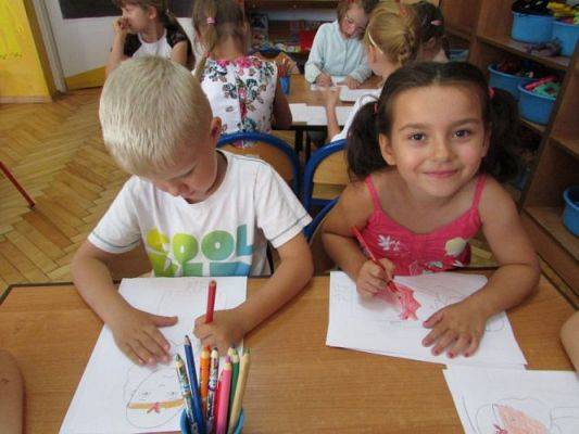 Grafika #7: 21.08.2015 - Zabawa w teatr