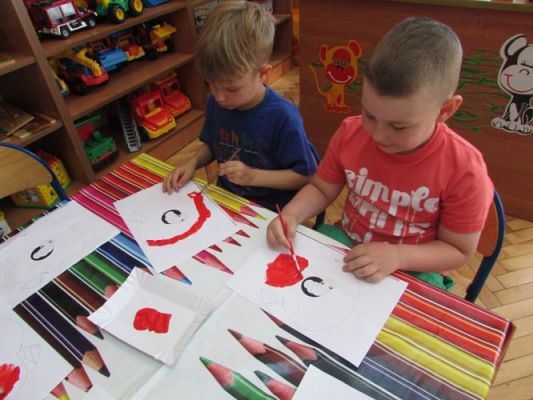 Grafika #3: 07.08.2015 - Magiczne wzory. Eksperymentowanie