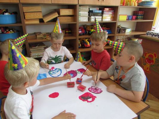 Grafika #12: 05.08.2015 - Balonowa przygoda. Eksperymentowanie