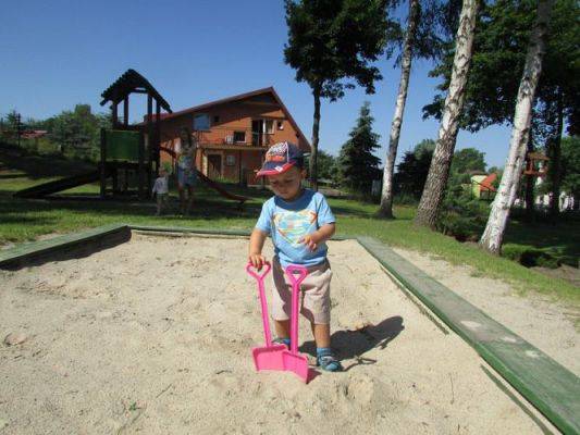 Grafika #15: 04.08.2015 - Wakacyjne zabawy w naszym przedszkolu