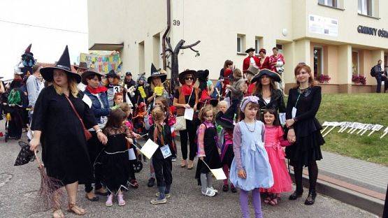 Grafika #1: 11.07.2015 - Parada - Dni Gminy Wicko