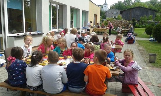 Grafika #3: 26.06.2015-Ostatni dzień w przedszkolu przed wakacjami