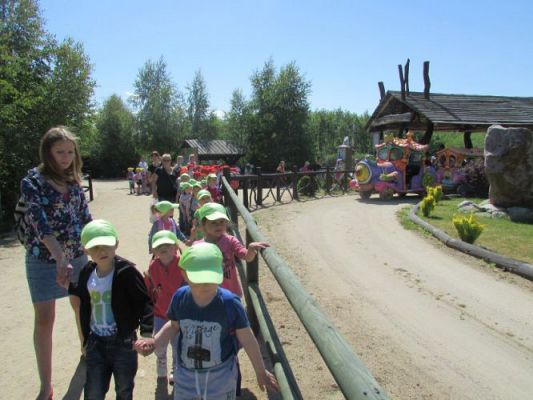 Grafika #7: 12.06.2015-Wycieczka do Parku Dinozaurów w Łebie cz. II