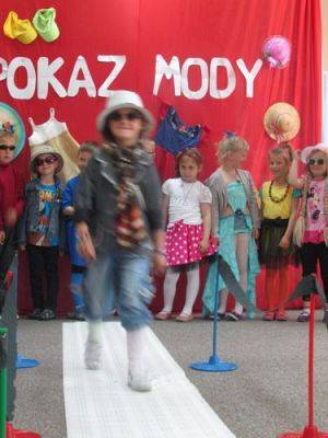 Grafika #45: 03.06.2015 - Pokaz mody &quot;Szafa dziecięcych marzeń&quot;