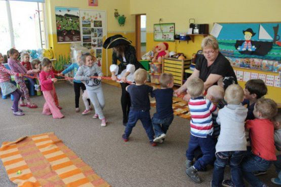 Grafika #5: 25.05.2015 - Pirat i jego pomocnicy w Gr I