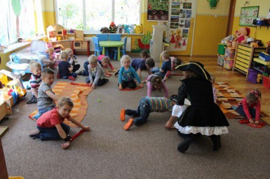 Grafika #6: 25.05.2015 - Pirat i jego pomocnicy w Gr I