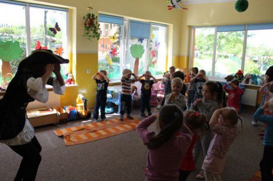 Grafika #15: 25.05.2015 - Pirat i jego pomocnicy w Gr I