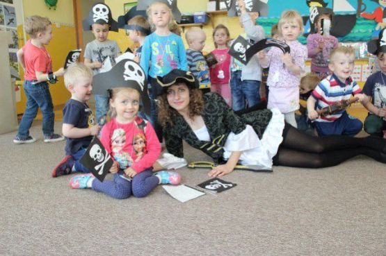 Grafika #32: 25.05.2015 - Pirat i jego pomocnicy w Gr I