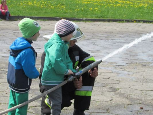 Grafika #92: 05.05.2015 - Spotkanie ze Strażakami