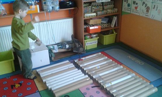 Grafika #25: 20.04.2015 - Tydzień bez zabawek w grupie II