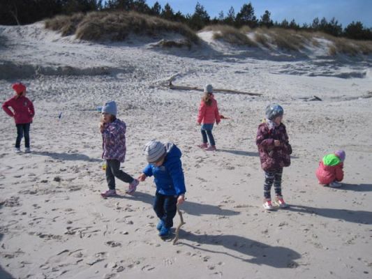 Grafika #30: 22.04.2015 - Wycieczka na plaże