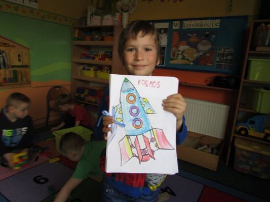 Grafika #12: 16.04.2015 - Poznajemy kosmos