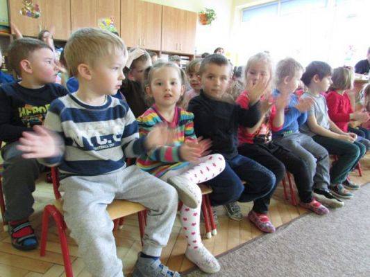 Grafika #4: 27.03.2015 - Przedstawienie teatralne