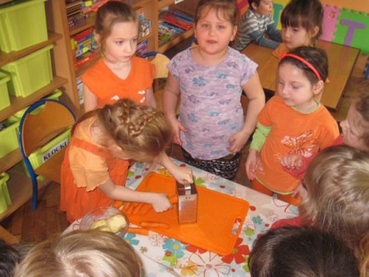 Grafika #12: 10.03.2015 - Dzień Marchewki