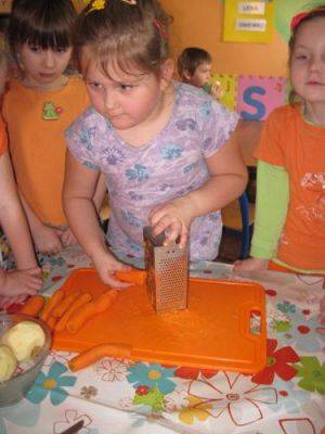 Grafika #14: 10.03.2015 - Dzień Marchewki