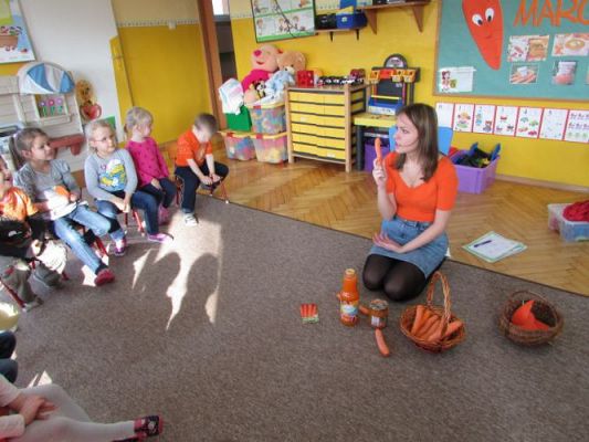 Grafika #24: 10.03.2015 - Dzień Marchewki