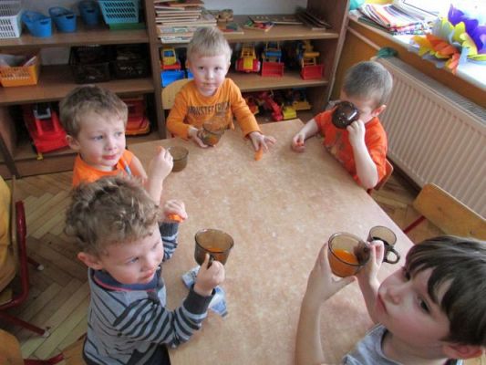 Grafika #61: 10.03.2015 - Dzień Marchewki